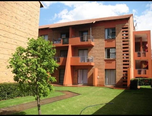0.5 BEDROOM APARTMENT FOR SALE IN HATFIELD
